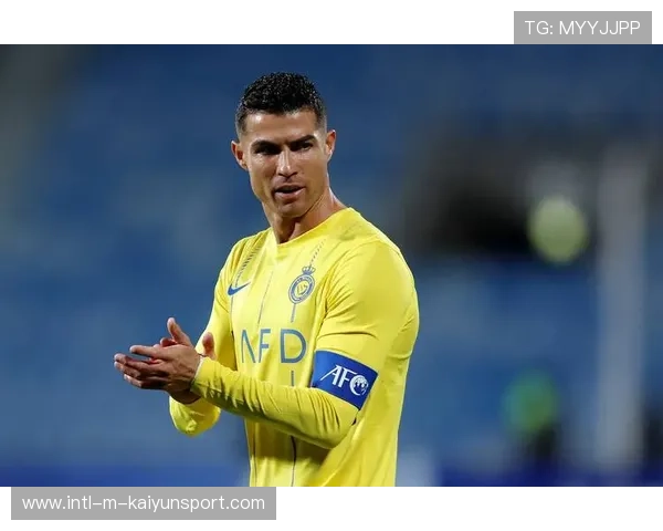 巴萨追C罗式反击支点：创新突破，重塑辉煌